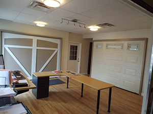 Office with 2 garage doors